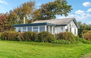 Exterior - Amazing home in Snedsted with WiFi (Snedsted)