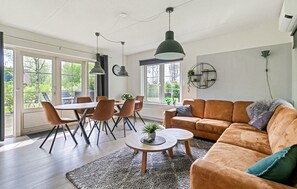 Smart TV - Beautiful home in Paasloo with sauna (Paasloo)