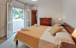 3 bedrooms
