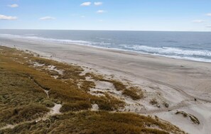 Playa en los alrededores y pesca 