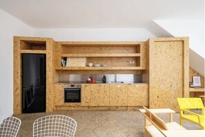 Private kitchen - Cozy apartment near cute cafe in Santos (Lisboa)