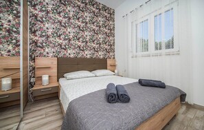 Iron/ironing board, free WiFi - 1 bedroom amazing apartment in Podstrana (Podstrana)