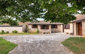Exterior - Beautiful (sta)caravan in Obrovac (Obrovac)