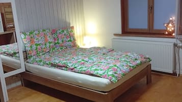 Bügeleisen/Bügelbrett, WLAN, Bettwäsche