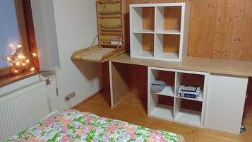 3 Schlafzimmer, Bügeleisen/Bügelbrett, WLAN, Bettwäsche