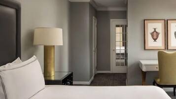 1 bedroom, iron/ironing board, internet, bed sheets