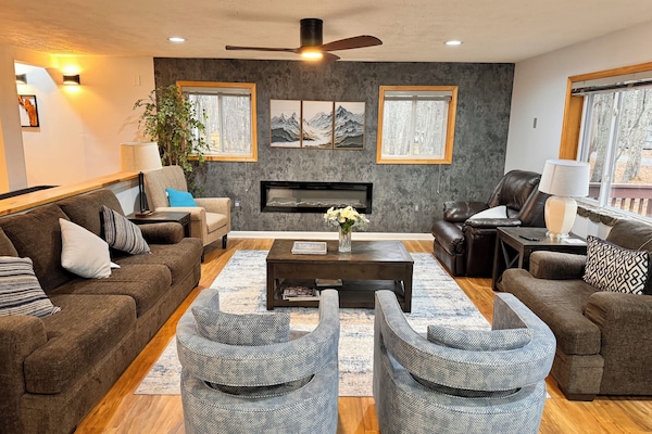 Warm, Cozy and luxury comfort living space with an Electric fireplace