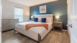 2 Schlafzimmer, Schreibtisch, Bügeleisen/Bügelbrett, WLAN