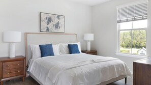 2 bedrooms, desk, iron/ironing board, WiFi - Landing | Modern 2BD, Clubhouse, Gym (Wimauma)