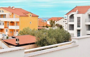 Property grounds - Cozy apartment in Vrsi with WiFi (Vrsi)
