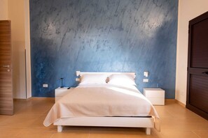 غرفة مزدوجة مريحة - منظر للفناء | واي فاي مجانًا