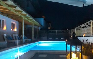 Pool - 1 bedroom awesome apartment in Hvar (Hvar)