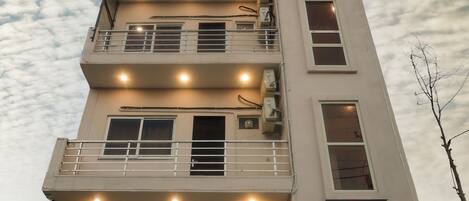 Façade de l’hébergement