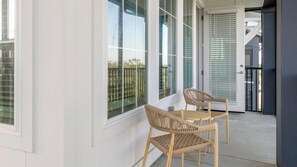 Property grounds - Landing | Modern 2BD, Clubhouse, Gym (Wimauma)