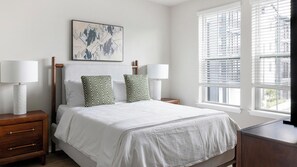 2 bedrooms, desk, iron/ironing board, WiFi - Landing | Chic 2BD, Gym, Clubhouse (Wimauma)