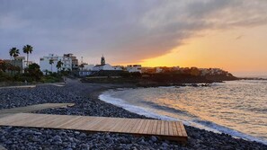 On the beach, beach towels - Apartamento vista Mar Caleta de Interián - Casa Oceano (La Caleta de Interián)