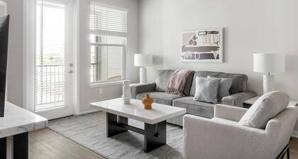 Landing | Stylish 1BD, Gym, Clubhouse