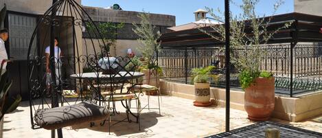 家庭獨棟房屋, 5 間臥室, 清潔服務, 山景 | 露台/庭院