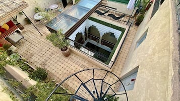 Maison Familiale, 5 chambres, service de ménage, vue montagne | Terrasse/Patio