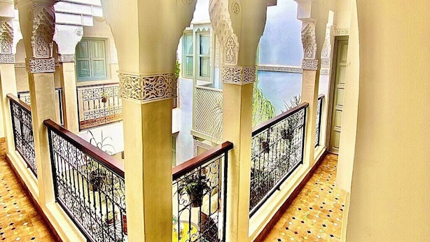 واجهة المنشأة