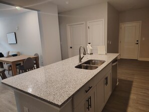 Interior - Landing | Spectacular 3BD, Pool, Gym (Newberry)