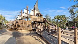 Unclassified image, 2 of 45, button - Beautiful Condo-Pool Hot Tub Tennis Walk to Beach! (Hilton Head Island)