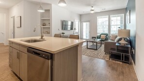 Interior - Landing | Amazing 1BD, Clubhouse, Yoga Studio (Memphis)