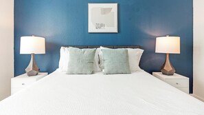 Desk, iron/ironing board, WiFi, bed sheets - Landing | Spectacular 2BD, Gym, Clubhouse (St. Petersburg)