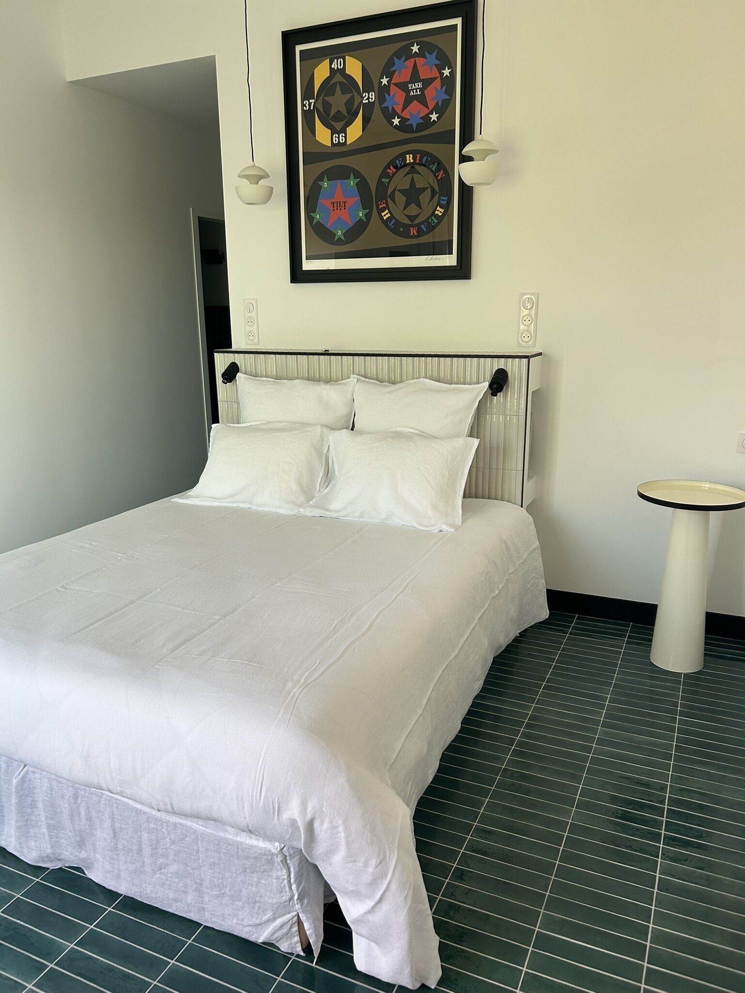 Suite – executive, eget bad | Minibar, safe på rommet, blendingsgardiner og lydisolert