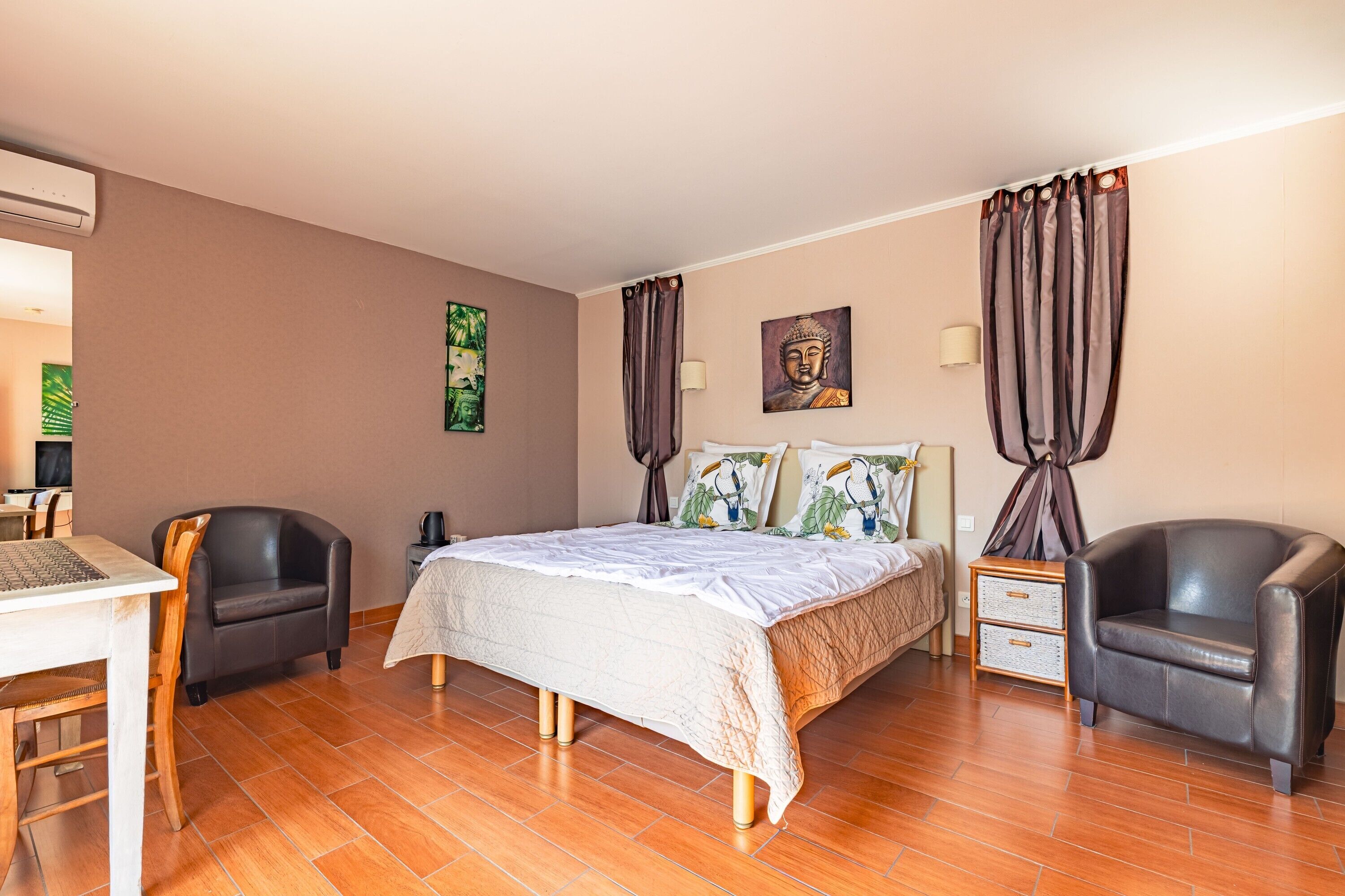 Wi-Fi, draps fournis