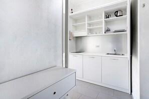Interior - Apartment 'Smart Central 5' with Balcony, Wi-Fi and Air Conditioning (Milan)