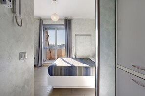WiFi, bed sheets - Apartment 'Smart Central 6' with Balcony, Wi-Fi and Air Conditioning (Milan)