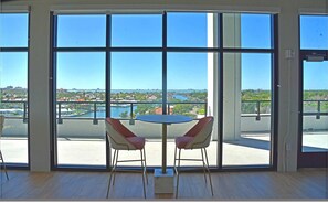 Dining - Landing | Amazing 1BD, Gym, Clubhouse (St. Petersburg)