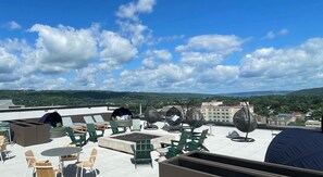 تناول الطعام بالخارج