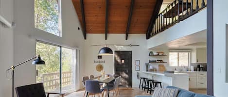 Comfort-Chalet, Bergblick | Wohnbereich