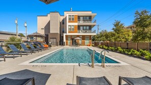 Pool - Landing | Incredible Studio, Pool, Gym (Dallas)