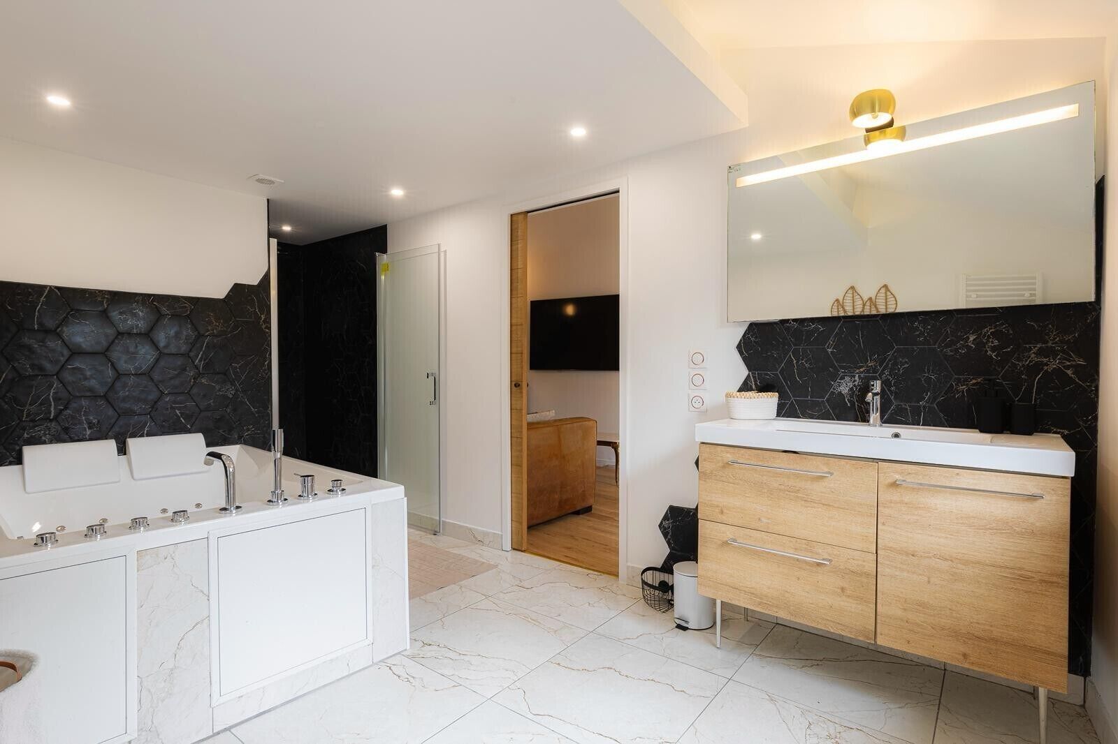 Een douche, een haardroger