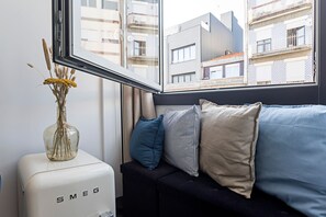 Studio | Living area - Regras Apartments & Garden A9 by Benefit Collection (Porto)