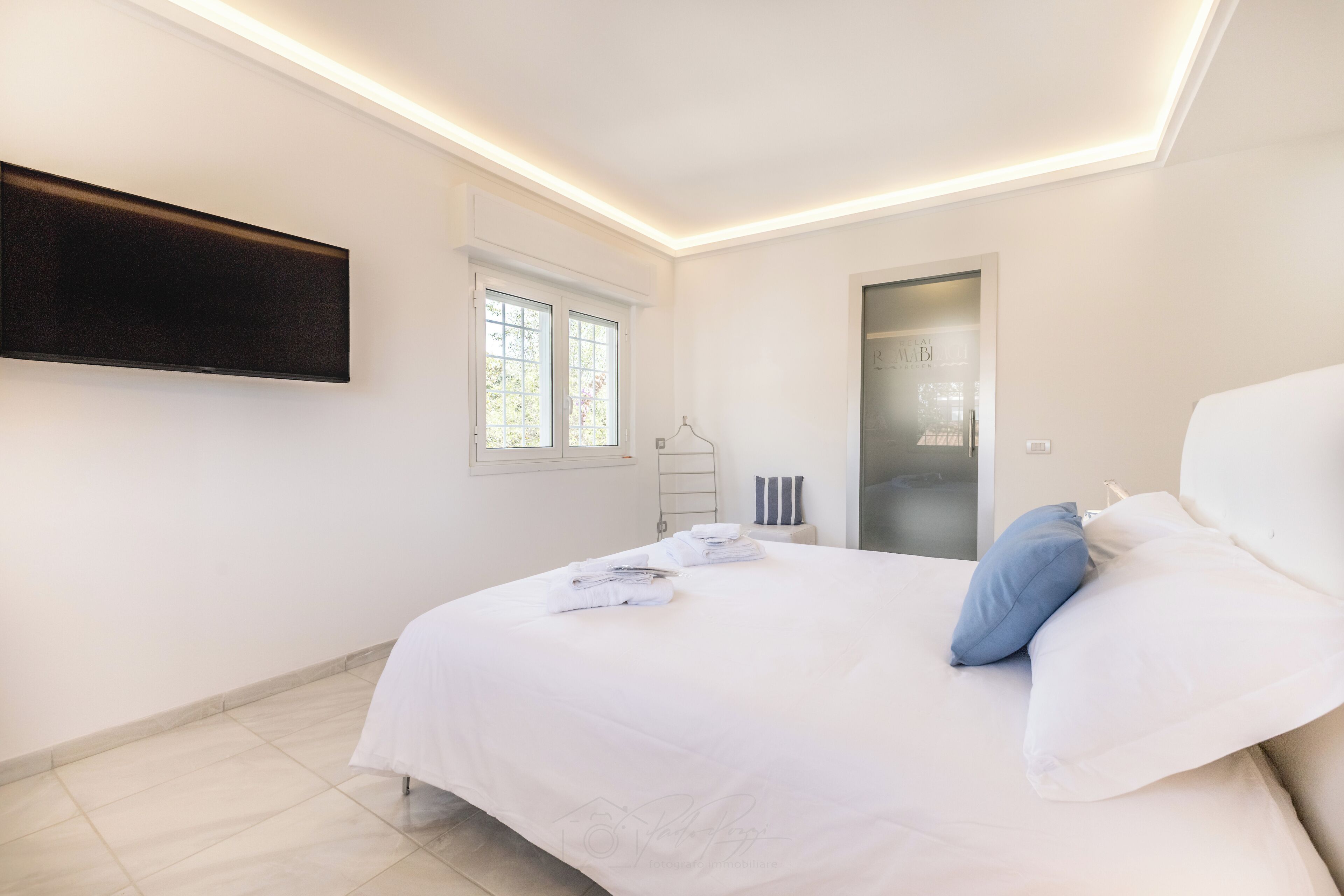 Standard Double Room, Garden View | Frette Italian sheets, premium bedding, down comforters, pillowtop beds