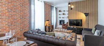 T4 INDUSTRIAL STYLE NEAR HISTORIC CENTER