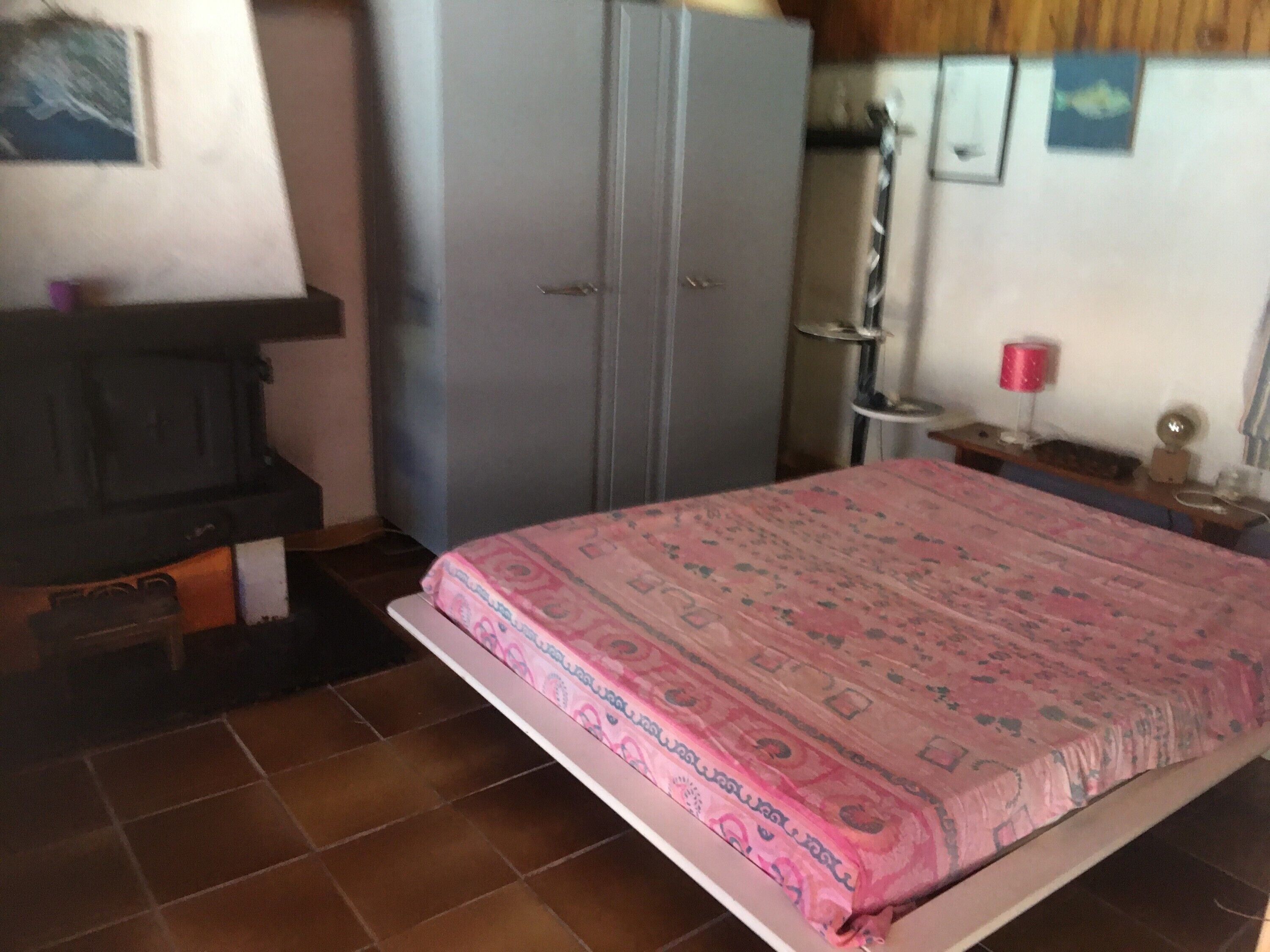 Fer et planche à repasser, Wi-Fi, draps fournis