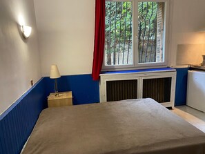 مكواة/لوح كي وواي فاي وملاءات أسرّة