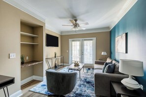 Smart TV - Landing | Amazing 1BD, Yoga Studio, Clubhouse (Buckhead)