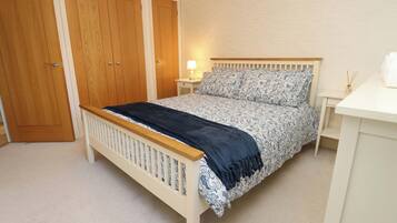 2 bedrooms, individually decorated, individually furnished, free WiFi