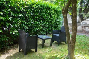 Property grounds - Orchidea Room – Double with Private Terrace, Wi-Fi, A/C & Accessible Bathroom (Prato)