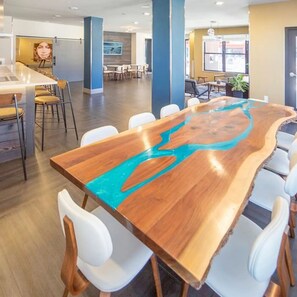 Dining - Landing | Incredible 1BD, Gym, Clubhouse (Milwaukee)