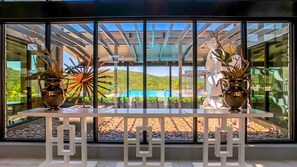 Interior - Landing | Amazing 2BD, Gym, Yoga Studio (San Antonio)