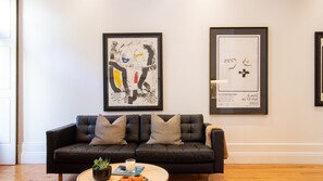 Interior - Porto Tiles | 2BR Duplex + Studio by LovelyStay (Porto)
