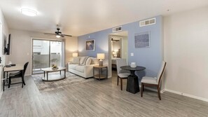Smart TV - Landing | Stylish 1BD, Gym, Clubhouse (Sunrise Manor)