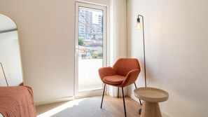 Interior - Bright 3BR Flat near Douro w/ AC by LovelyStay (Vila Nova de Gaia)
